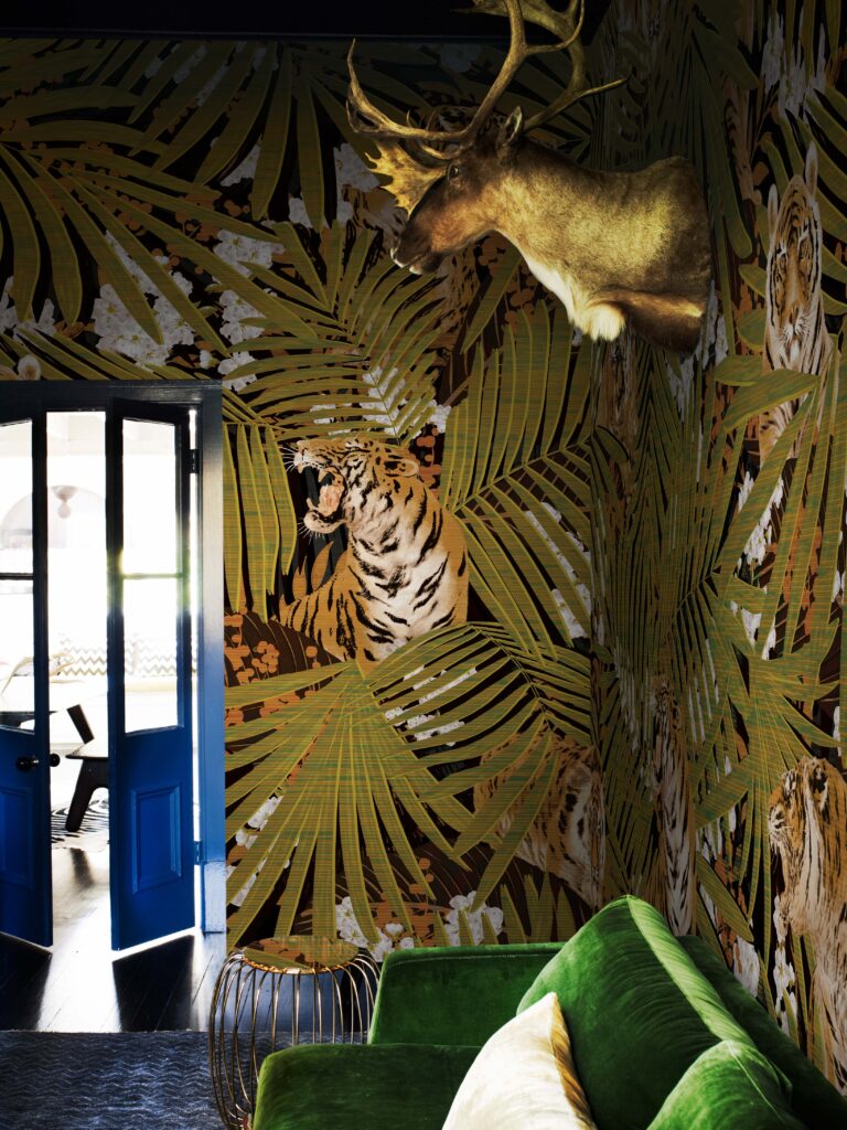 Daisy James | The Aztec